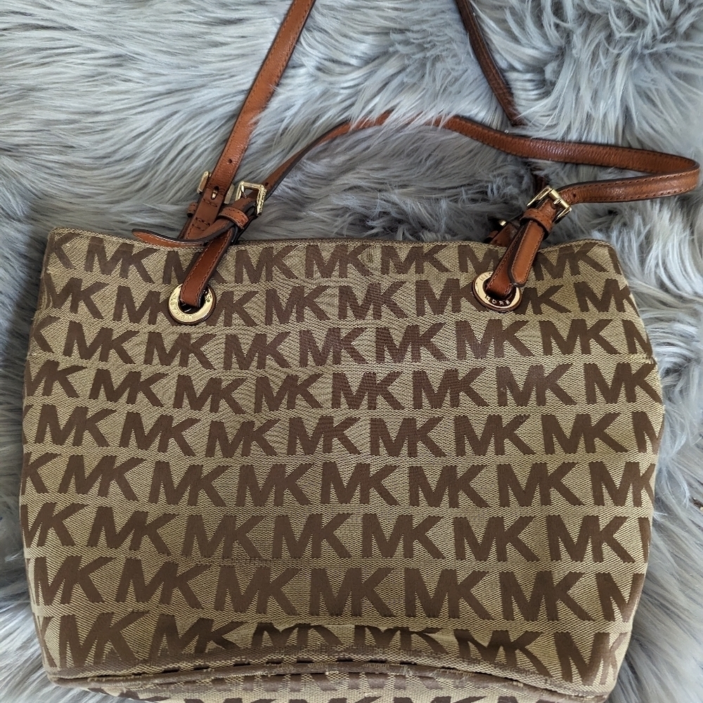 Michael kors MK purse bag - Picture 2 of 4